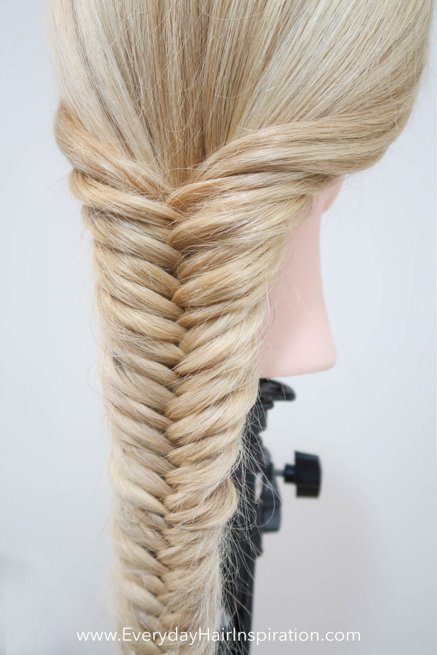 How To Fishtail Braid - Everyday Hair inspiration - FISHTAIL BRAID